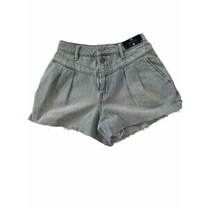 Hollister Ultra High Rise 80's Mom Denim Shorts 3" Women’s Size 26 NWT